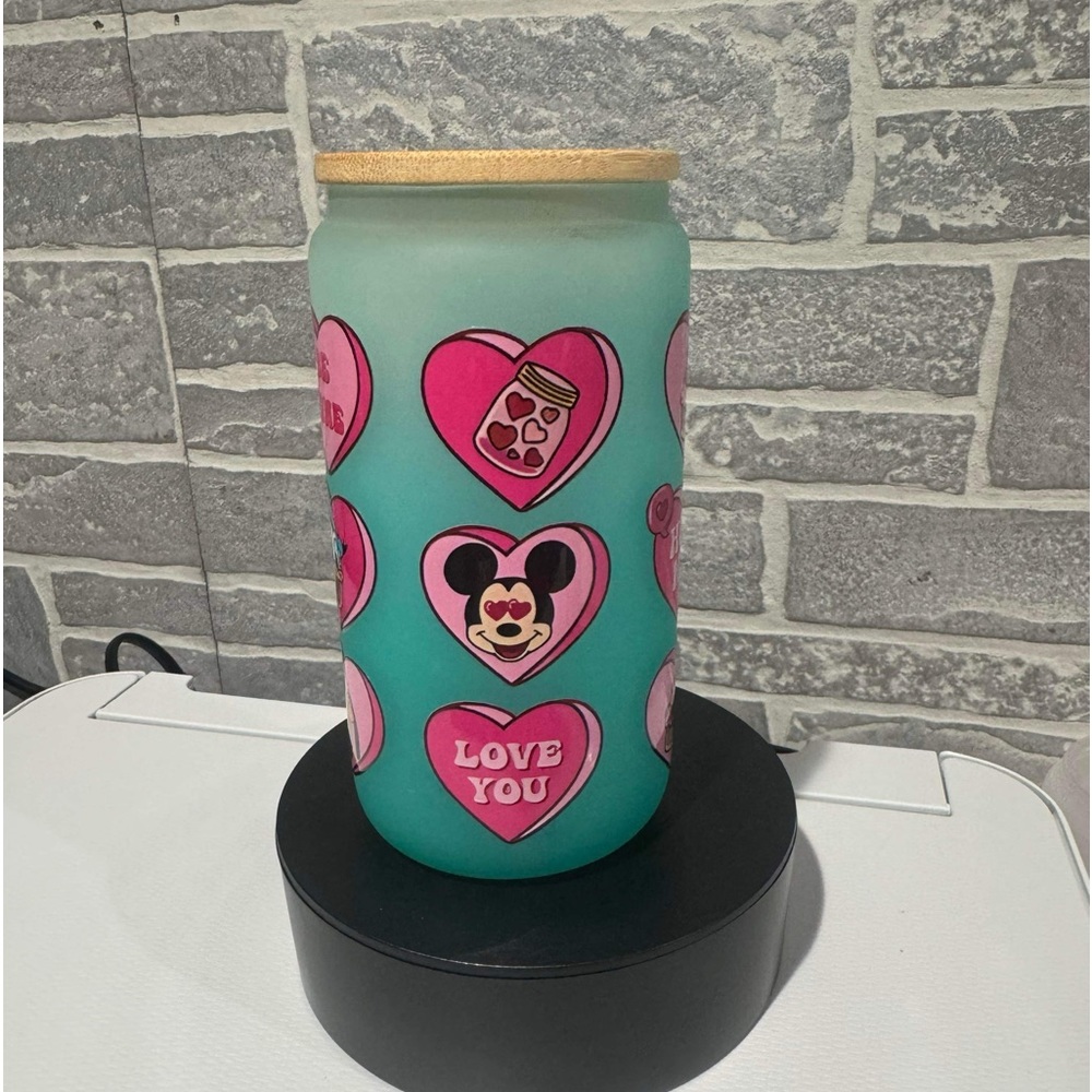 Color changing frosted cup